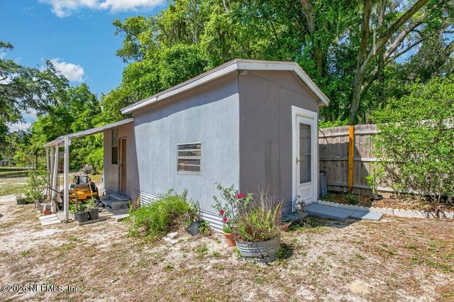 155 TOMPKINS Road, Pomona Park, FL 32181