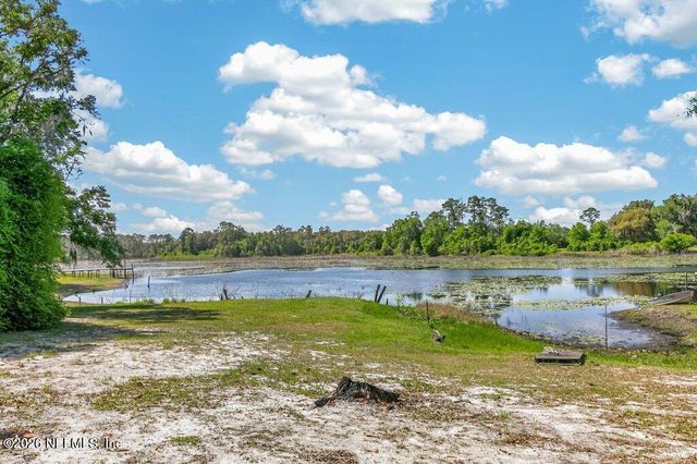 155 TOMPKINS Road, Pomona Park, FL 32181