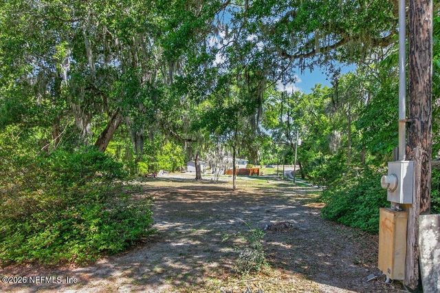 155 TOMPKINS Road, Pomona Park, FL 32181