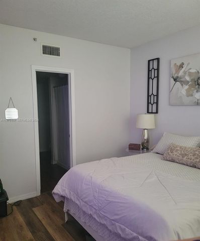 11700 SW 2 13307 13307, Pembroke Pines, FL 33025