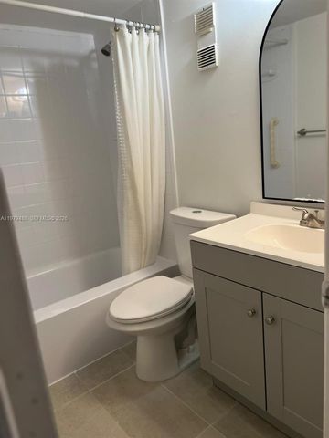 11700 SW 2 13307 13307, Pembroke Pines, FL 33025
