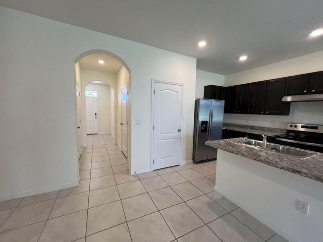 1370 YELLOW FINCH DRIVE, Davenport, FL 33837