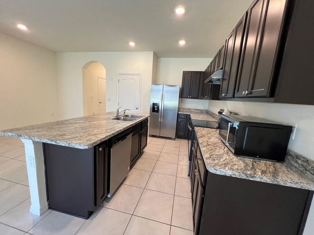 1370 YELLOW FINCH DRIVE, Davenport, FL 33837