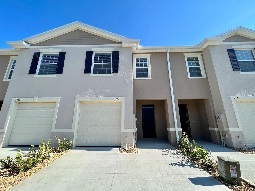 1370 YELLOW FINCH DRIVE, Davenport, FL 33837