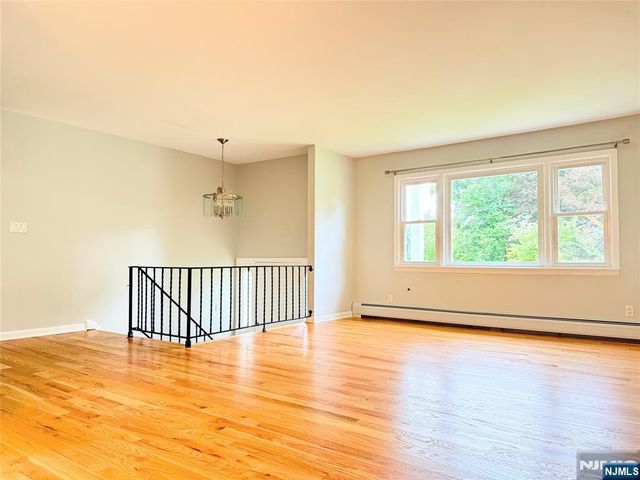69 Feldman Court, Mahwah, NJ 07430