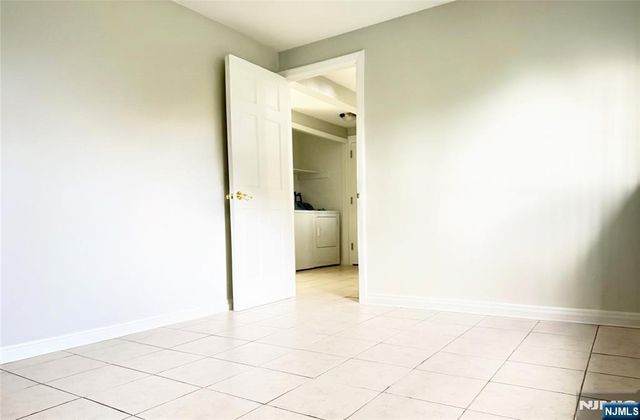 69 Feldman Court, Mahwah, NJ 07430