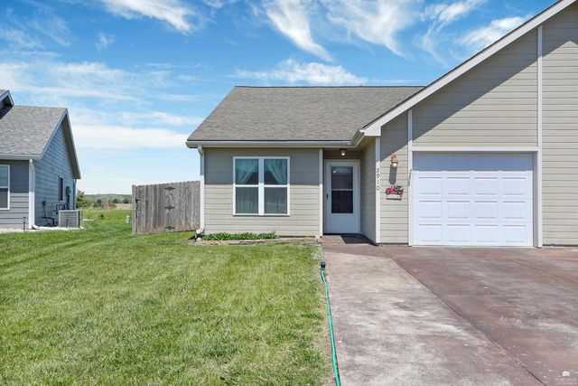 2910 Brookville Drive, Manhattan, KS 66502