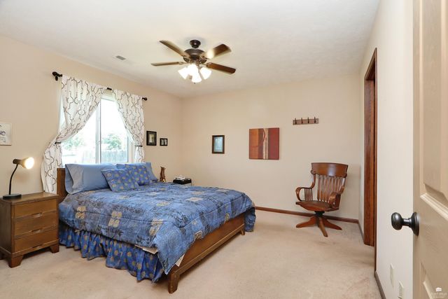 2910 Brookville Drive, Manhattan, KS 66502