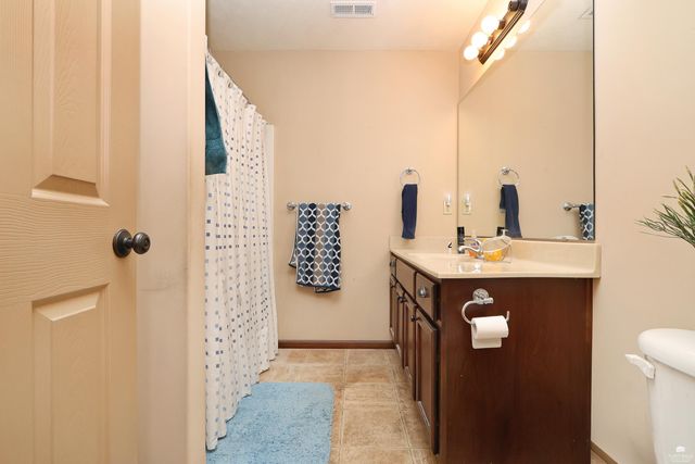 2910 Brookville Drive, Manhattan, KS 66502
