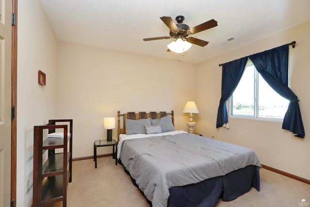 2910 Brookville Drive, Manhattan, KS 66502