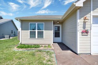 2910 Brookville Drive, Manhattan, KS 66502
