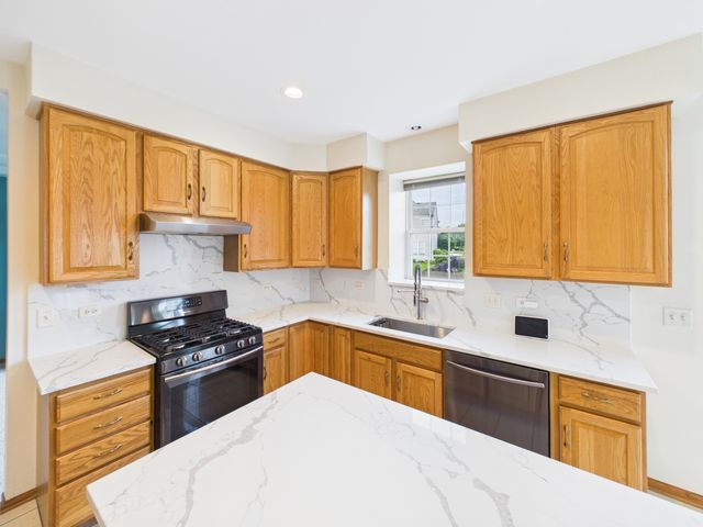 247 Alyssum Court, Romeoville, IL 60446