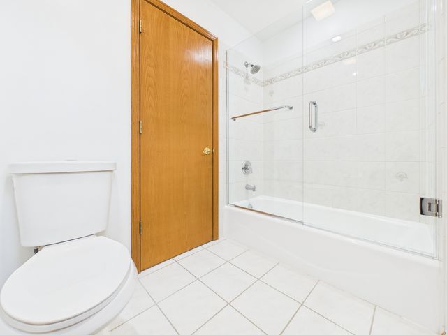 247 Alyssum Court, Romeoville, IL 60446