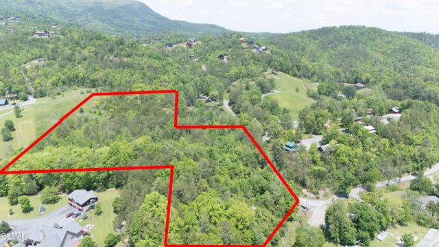 2048 Waldens Creek Road, Sevierville, TN 37862