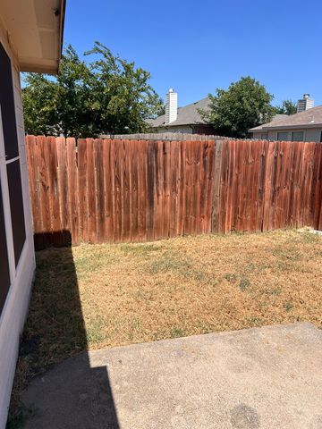 1017 Alexandria Drive, Forney, TX 75126