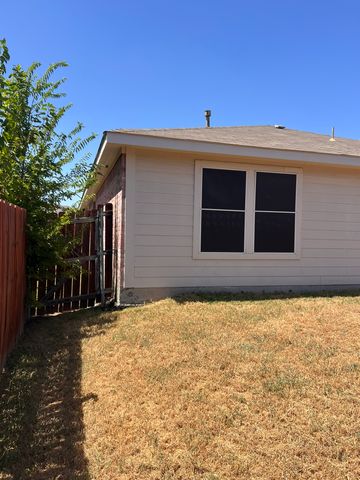 1017 Alexandria Drive, Forney, TX 75126