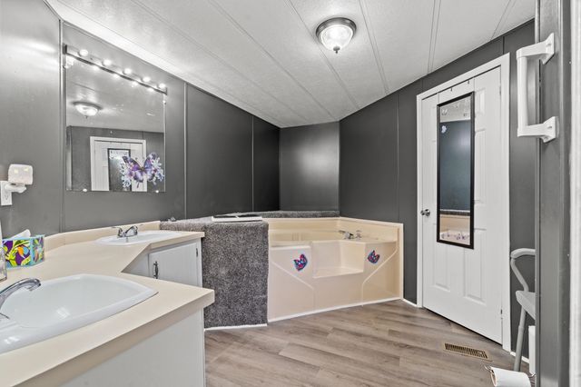123 Quail Run Rd., Loris, SC 29569