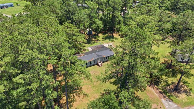 123 Quail Run Rd., Loris, SC 29569