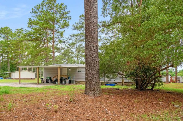 123 Quail Run Rd., Loris, SC 29569