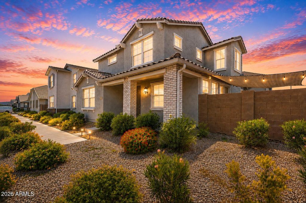 14240 W HACKAMORE Drive, Surprise, AZ 85387 — exterior