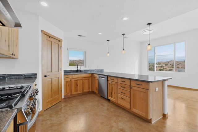 2245 Venada Road NE, Rio Rancho, NM 87144