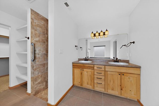 2245 Venada Road NE, Rio Rancho, NM 87144