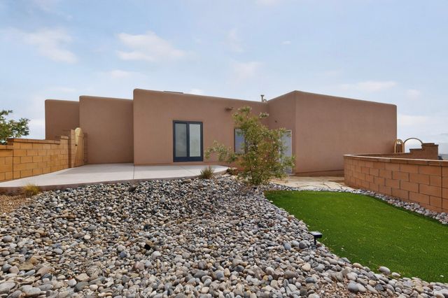 2245 Venada Road NE, Rio Rancho, NM 87144