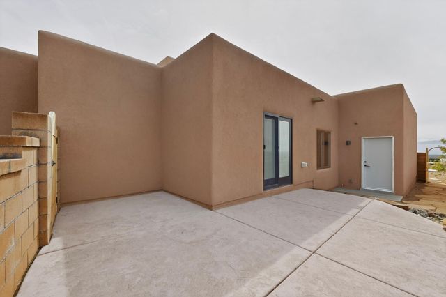 2245 Venada Road NE, Rio Rancho, NM 87144