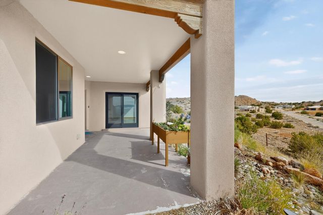 2245 Venada Road NE, Rio Rancho, NM 87144