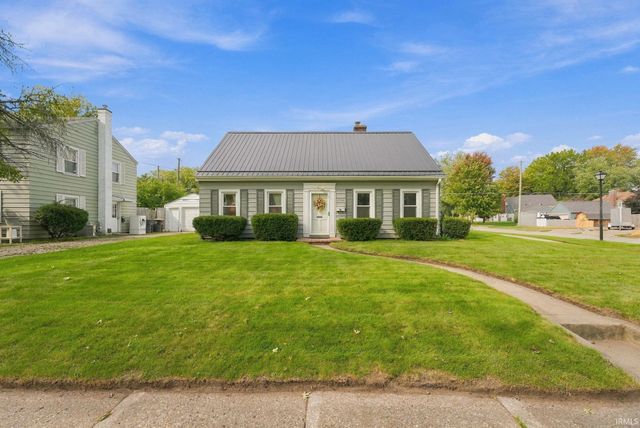 2302 Wawonaissa Trail, Fort Wayne, IN 46809