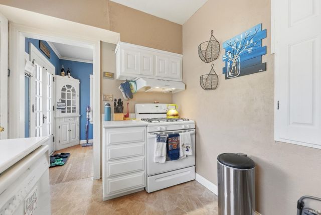 2302 Wawonaissa Trail, Fort Wayne, IN 46809
