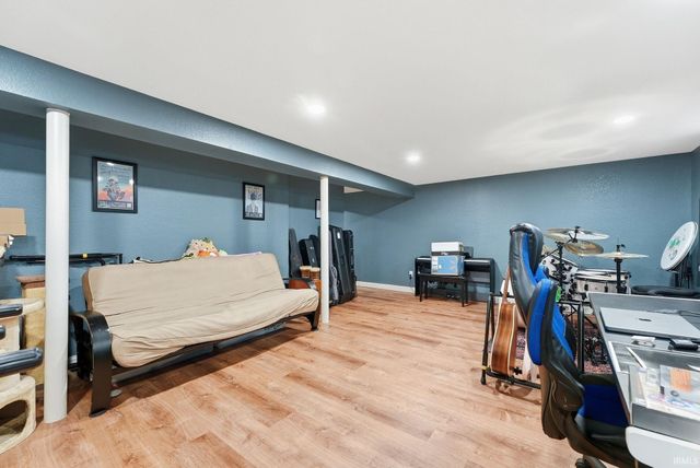 2302 Wawonaissa Trail, Fort Wayne, IN 46809