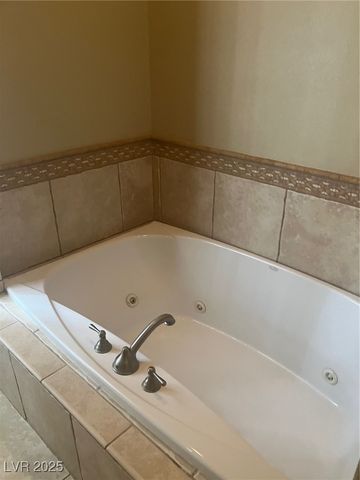 32 Via Vasari 103, Henderson, NV 89011