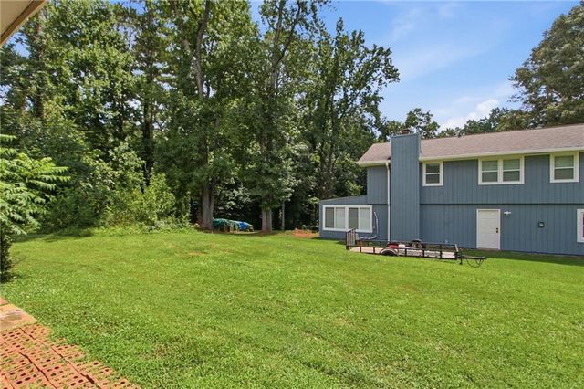 1614 Devon Court, Stone Mountain, GA 30088