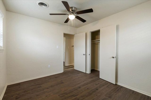 4816 NW Ozmun, Lawton, OK 73505