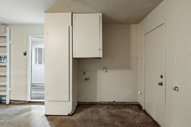 4816 NW Ozmun, Lawton, OK 73505