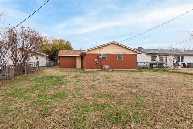 4816 NW Ozmun, Lawton, OK 73505