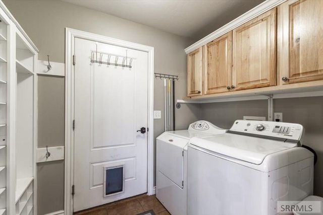 1649 Sunny Pine Way, Idaho Falls, ID 83404