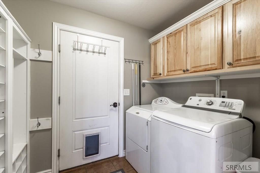 Image 13 of property listing at 1649 Sunny Pine Way, Idaho Falls, ID 83404