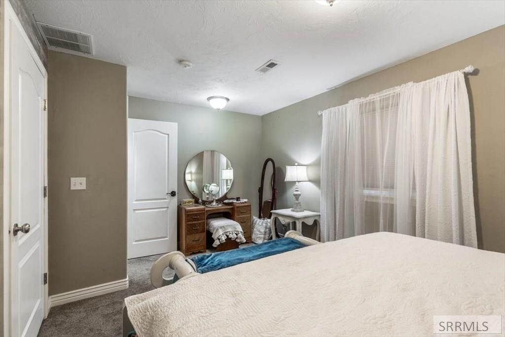 Image 21 of property listing at 1649 Sunny Pine Way, Idaho Falls, ID 83404