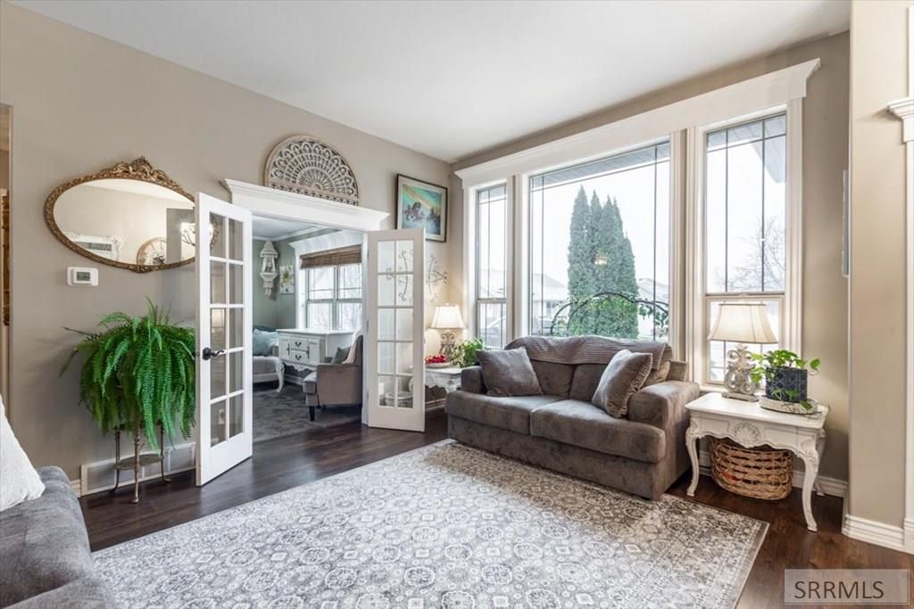 Image 6 of property listing at 1649 Sunny Pine Way, Idaho Falls, ID 83404