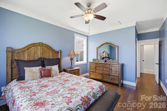 82 Blacksmith Run Drive, Hendersonville, NC 28792
