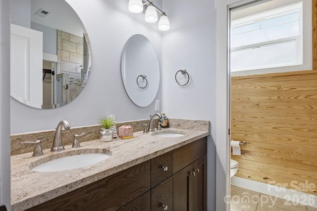 82 Blacksmith Run Drive, Hendersonville, NC 28792