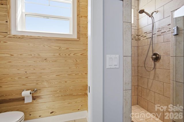 82 Blacksmith Run Drive, Hendersonville, NC 28792