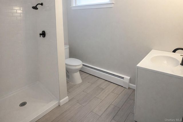 107 E Woodside Avenue, Patchogue, NY 11772