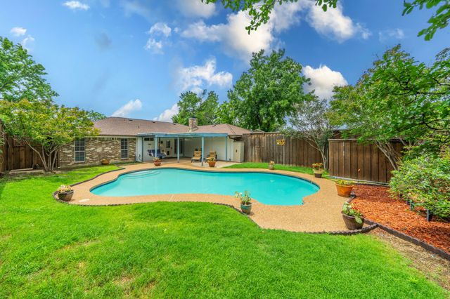 1605 Brighton Drive, Carrollton, TX 75007