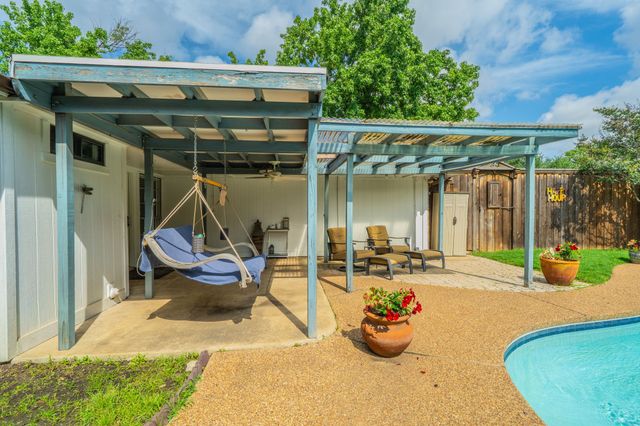1605 Brighton Drive, Carrollton, TX 75007