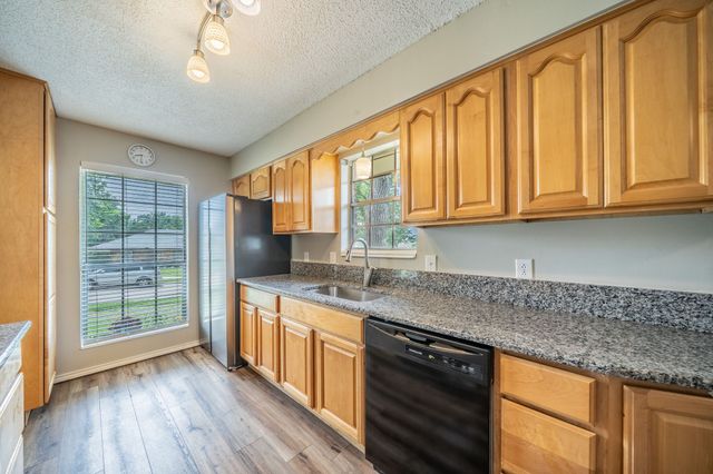 1605 Brighton Drive, Carrollton, TX 75007