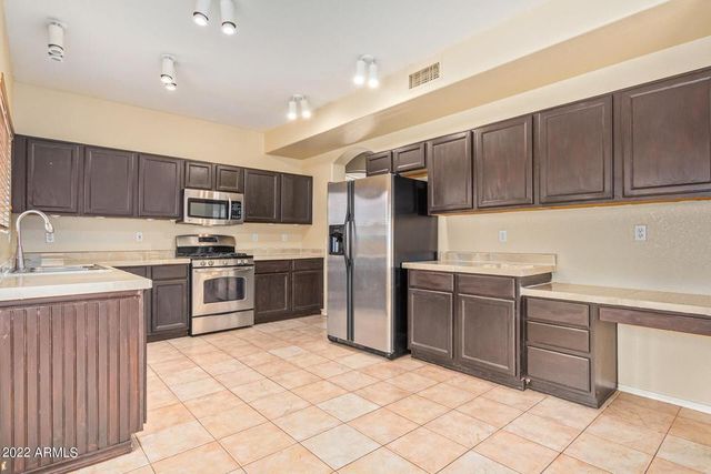 25845 N 47th Place, Phoenix, AZ 85050
