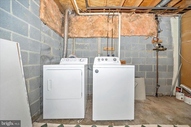 1703 HEATHER LN, Frederick, MD 21702